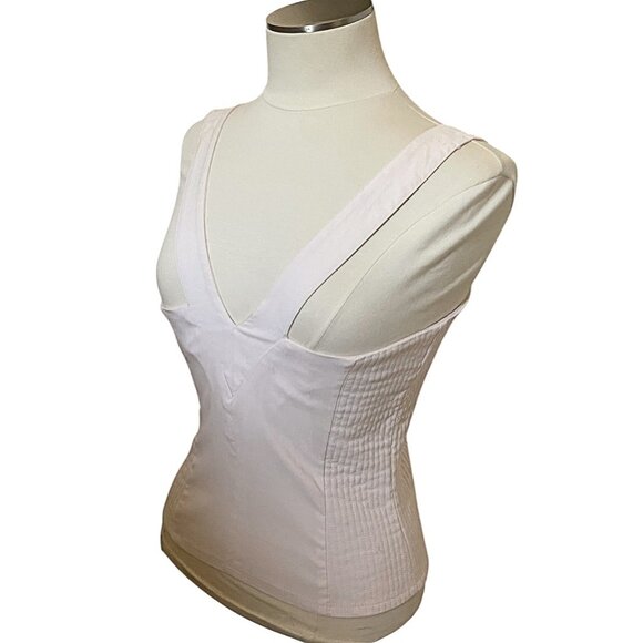 H&M Divided Beige Sleeveless Stretch Fitted Top Zip Back Cutout V-Neck Size 10 - Picture 3 of 8